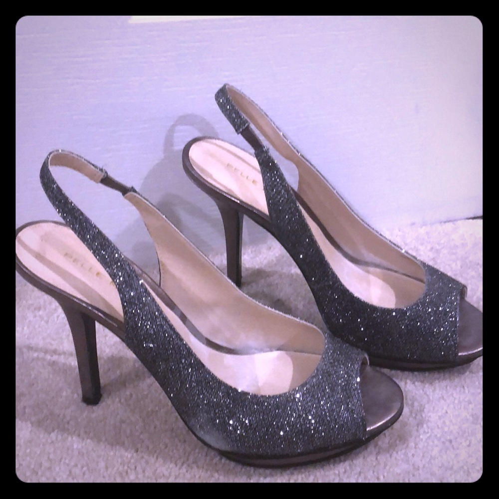 Pella Moda Pewter Sparkly Platform Heels size 8